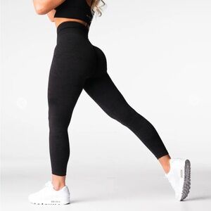 Black digital seamless size medium